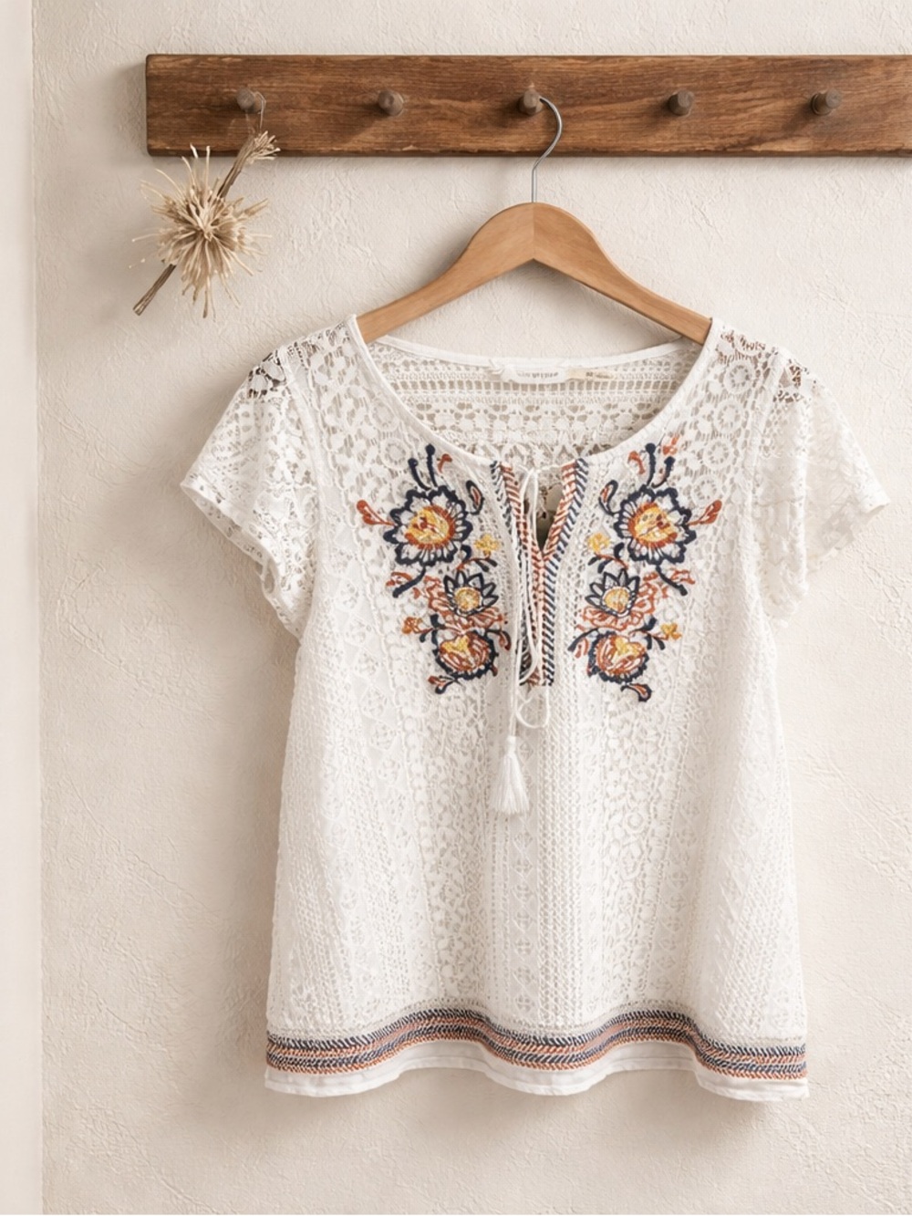 Blu Pepper White Lace Embroidered Peasant Top